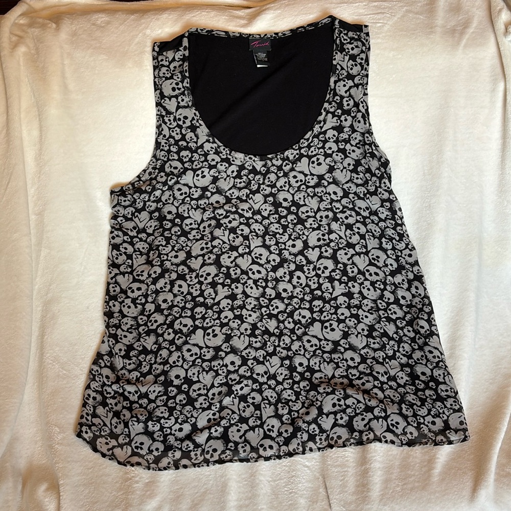 Torrid skull tank